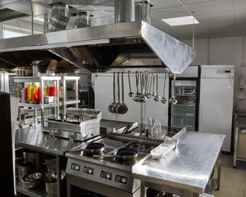 Küchenreinigung Restaurant beauftragen