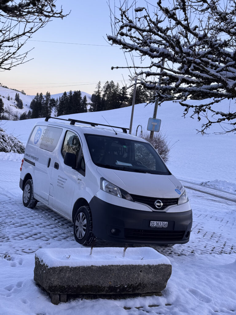 Fahrzeug der Ost Reinigung St.Gallen im Einsatz